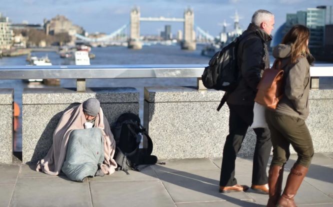 英国无家可归者问题严重。（图：互联网）