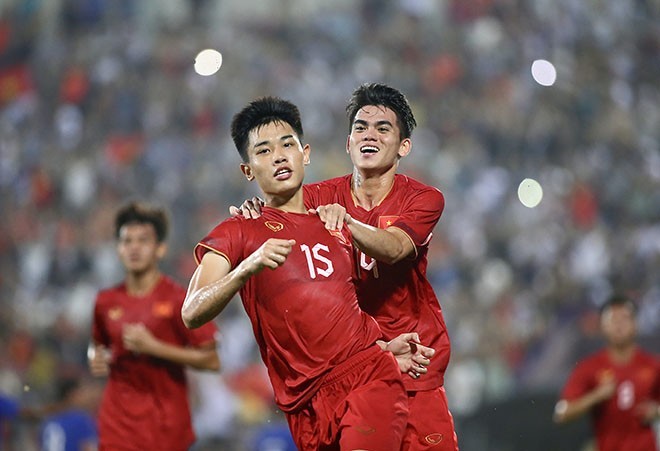 越南U23球员庆祝进球。（图源：互联网）