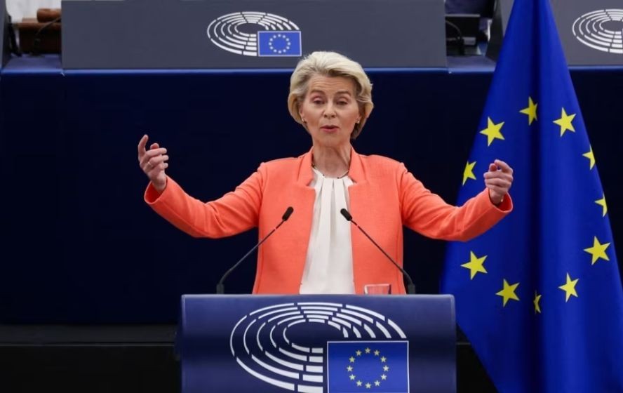 欧委会主席冯德莱恩13日发表了她在明年6月欧洲议会选举前的最后一次“盟情咨文”演讲。（图：路透社）