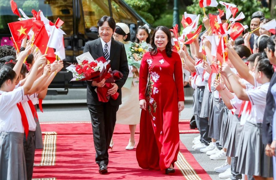 国家副主席武氏映春主持欢迎日本皇太子秋筱与纪子妃仪式。（图：如意）