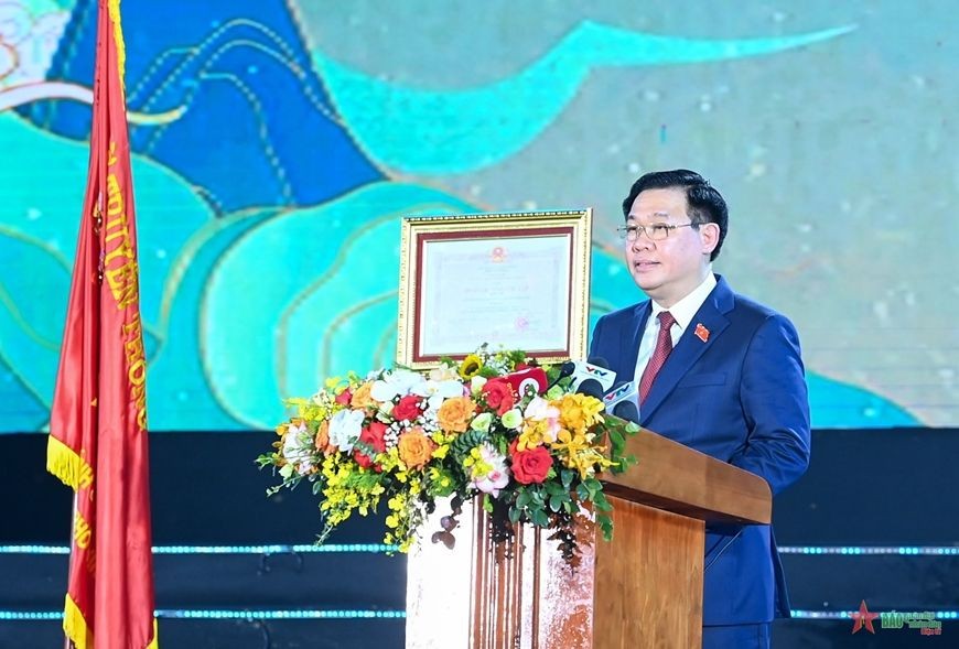 乂安省荣市成立 60 周年纪念