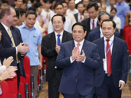 政府总理范明政出席胡志明市国立大学2023年开学典礼。（图：越通社）