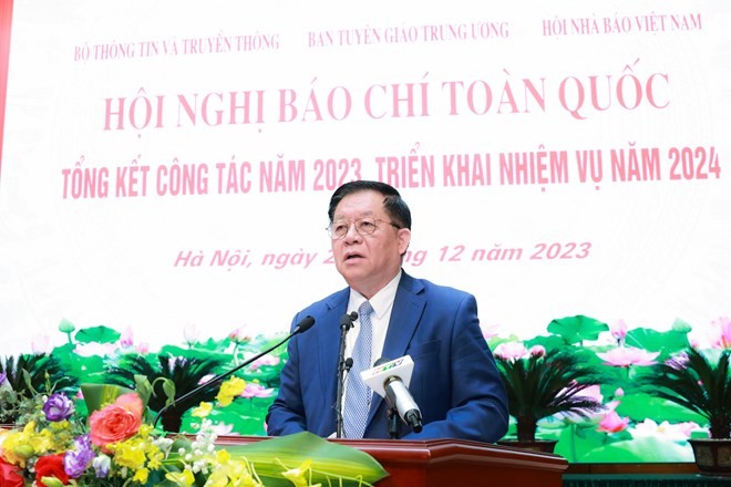 党中央书记、中央宣教部长阮仲义在会上发表演讲。（图：海莲）
