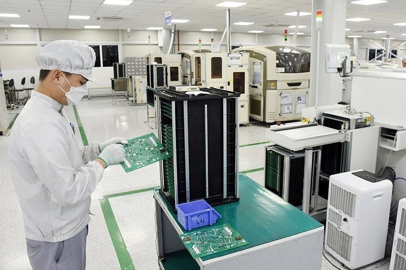 越南电子Bumjin有限责任公司的电子零配件生产。（图：安安）
