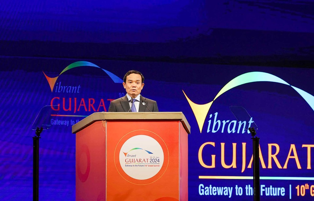 越南政府副总理陈留光出席第十届古吉拉突邦峰会，并发表重要讲话。（图：越通社）