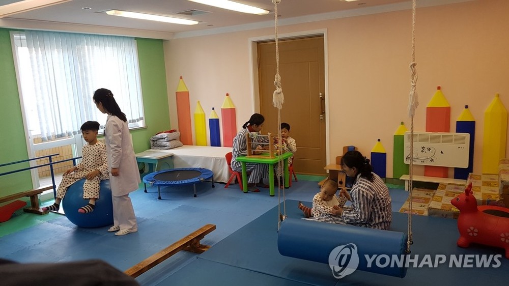 资料图片：朝鲜儿童医院，摄于2018年。该医院与韩国民团进行合作。（图：韩联社）