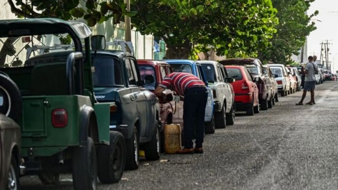 古巴从2月1日起，优质汽油的价格将从每升30 比索上涨至156 比索。（图：Getty Images）