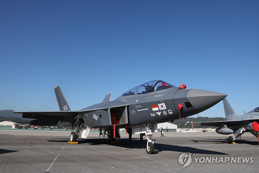 韩国自主研制的超音速战斗机KF-21。（图：韩联社）