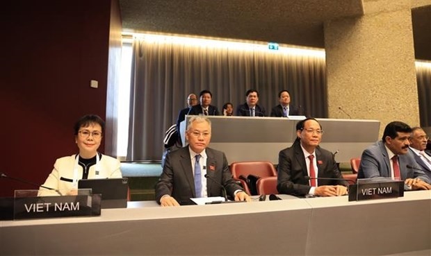 越南国会代表团出席各国议会联盟第 148 届大会及相关会议。（图：越通社）