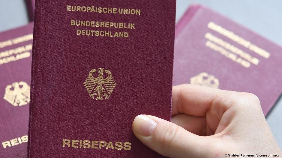 德国护照。（图：Getty Images）