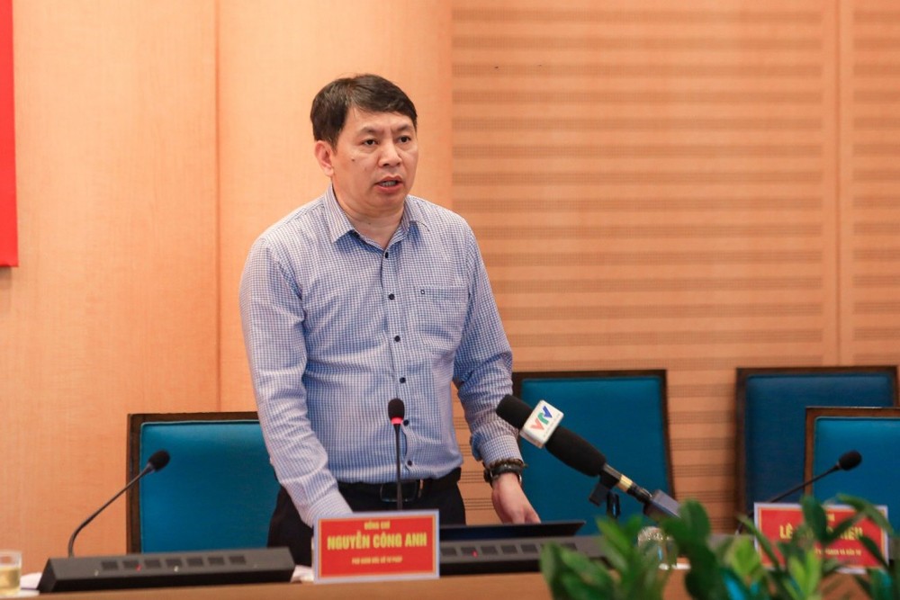 河内市司法厅副厅长阮功英在新闻发佈会上发言。（图：银芳）