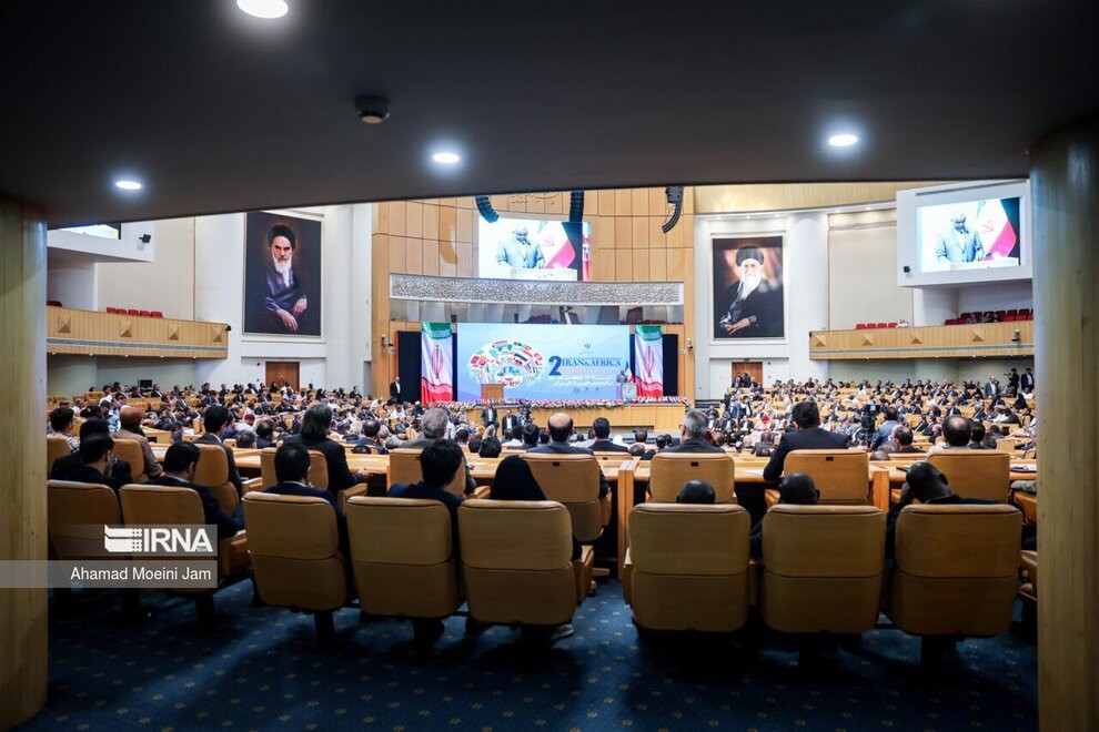 第二届伊朗-非洲国际经济会议现场一隅。（图：IRNA）