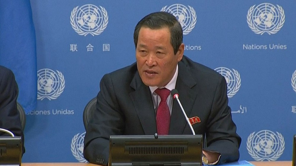 朝鲜常驻联合国代表金星在联合国大会第三委员会会议上发言。（联合国网络电视截图）