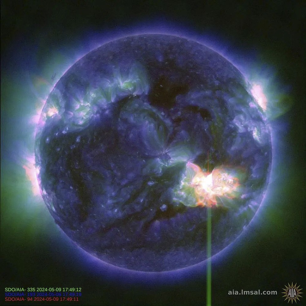 当地时间2024年5月9日，美国宇航局提供的图像显示了太阳耀斑。（图：NOAA）