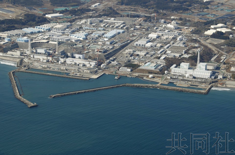 图为东京电力公司福岛第一核电站。（图：共同社）