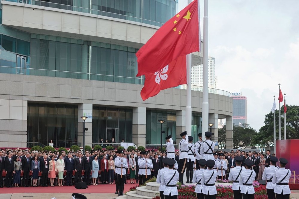 香港特区举行庆祝回归 27 周年升旗仪式