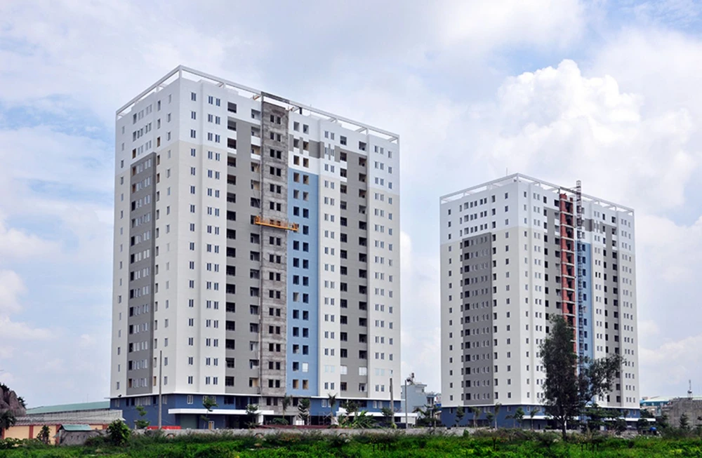 Chung cư Tín Phong (quận 12) chưa được cấp GCN cho người mua nhà do đang bị tranh chấp giữa chủ đầu tư và đơn vị phát triển dự án