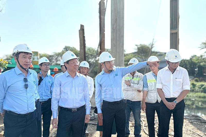 Chủ tịch UBND TPHCM Phan Văn Mãi kiểm tra dự án những ngày sau tết nguyên đán