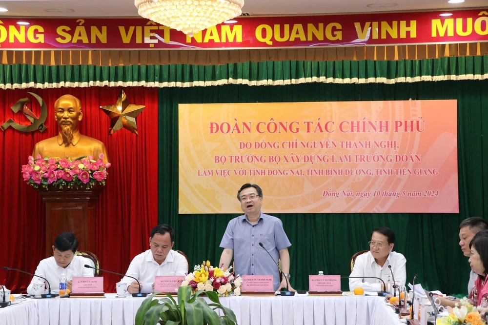 Bộ trưởng Nguyễn Thanh Nghị phát biểu tại cuộc họp