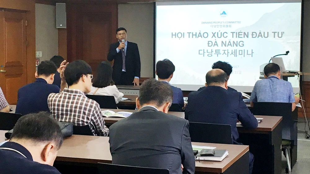 Phó Chủ tịch UBND TP Đà Nẵng Hồ Kỳ Minh mời các doanh nghiệp Hàn Quốc đầu tư vào Đà Nẵng 