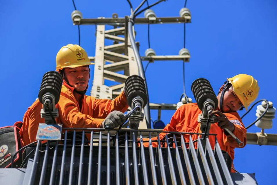 Điện lực miền Trung chỉ đạo các Công ty điện lực thành viên tại khu vực miền Trung đảm bảo cấp điện dịp lễ Quốc khánh 2-9 
