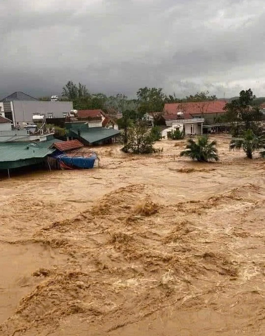 Quảng Ninh phủ nhận thông tin vỡ đê tại huyện Tiên Yên - Ảnh 2.