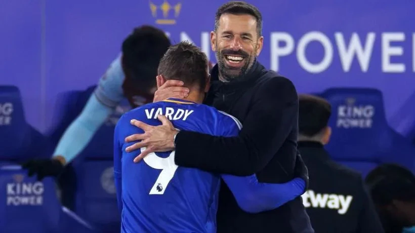 Bùng nổ trở lại dưới thời Van Nistelrooy, Jamie Vardy đã trở lại như một huyền thoại