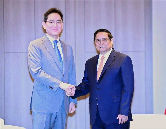 Thủ tướng Phạm Minh Chính tiếp Chủ tịch Tập đoàn Samsung Lee Jae Yong. Ảnh: TTXVN