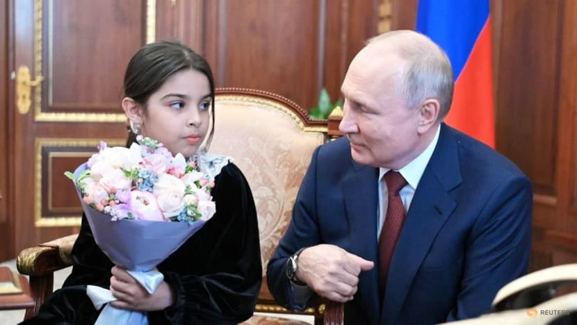 Tổng thống Putin có cuộc gặp với vị khách đặc biệt tại Điện Kremlin. Ảnh: Sputnik