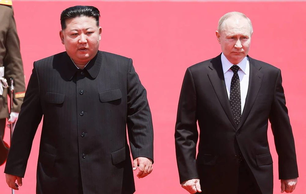 Nhà lãnh đạo Triều Tiên Kim Jong-un và Tổng thống Nga Putin. Ảnh: TASS