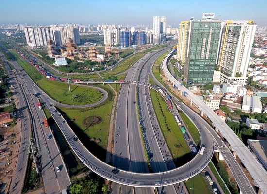 Traffic infrastructure has much developed in District 2, HCMC (Photo: SGGP)