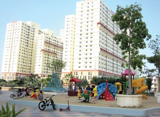 Apartment blocks for middle income people in District 7, HCMC (Photo: SGGP)