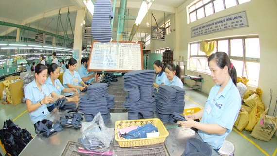 Footwear making at Bitis Company (Photo: SGGP)