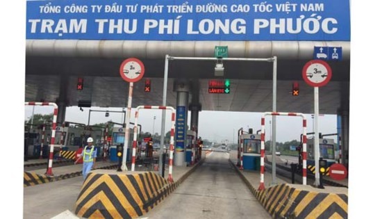 Long Phuoc tollbooth in HCMC-Long Thanh-Dau Giay expressway