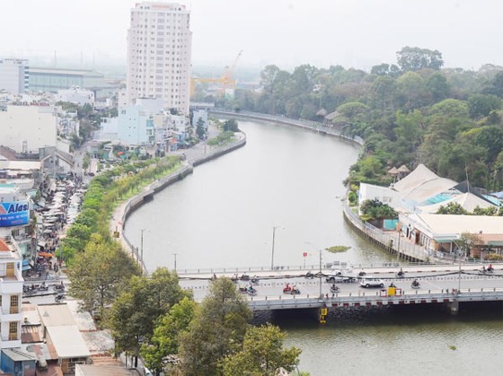 Nhieu Loc-Thi Nghe canal after being cleaned up (Photo: SGGP)