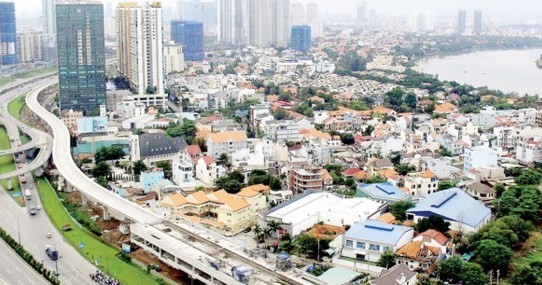 The above ground stretch of Ben Thanh-Suoi Tien metro line in HCMC (Photo: SGGP)