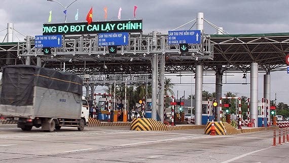 Cai Lay BOT tollbooth in Tien Giang province (Photo: SGGP)