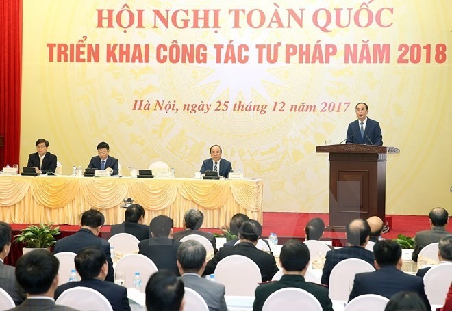 President Tran Dai Quang speaks at a meeting held by the Ministry of Justice yesterday to review its performance over the past year and set tasks for 2018. (Photo: VNA/VNS)