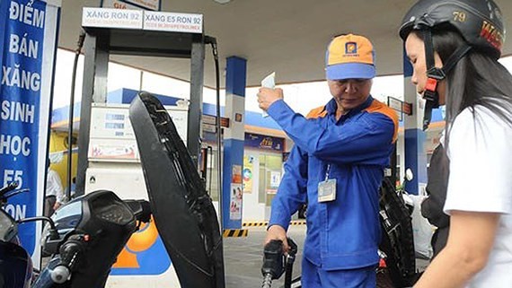 Oil prices have increased from 3 p.m. on January 4 (Photo: SGGP)