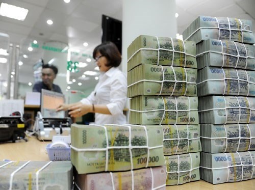 Bad debts worth VND 93.7 trillion (US$4.12 billion) were recovered last year. (Photo: cafef.vn)