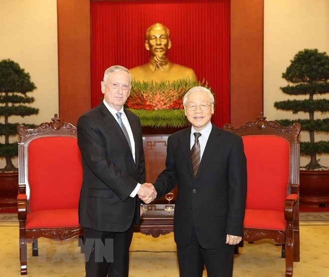 General Secretary of the Communist Party of Vietnam Nguyen Phu Trong (R) receives US Secretary of Defence James Mattis in Hanoi yesterday. (Photo: VNA/VNS)