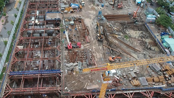 A under construction project in HCMC (Photo: SGGP)