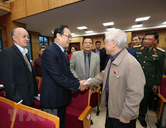 Party General Secretary and President Nguyen Phu Trong on November 24 met with voters in Hanoi’s Ba Dinh, Tay Ho and Hoan Kiem districts. (Photo: VNA)