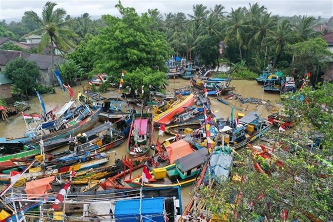 A devastated area in Teluk village of Pandeglang, Banten province of Indonesia, on December 25 after the tsunami disaster (Photo: Xinhua/VNA)