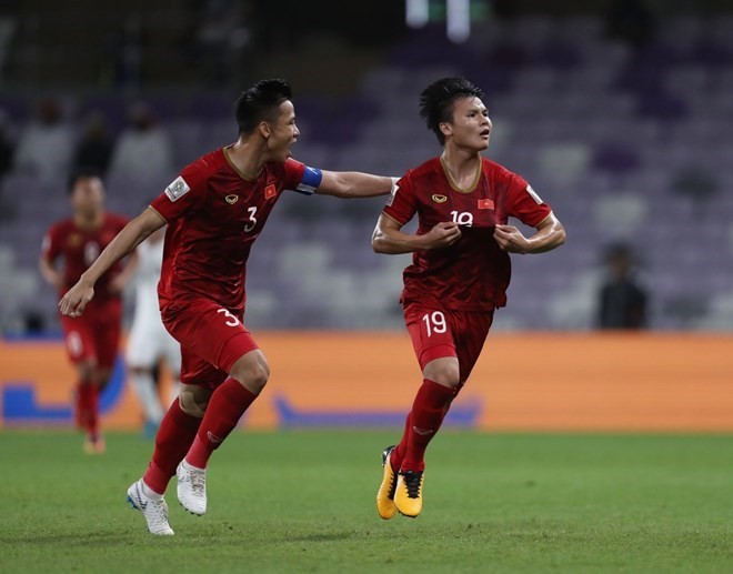 Nguyen Quang Hai celebrated the first goal for Vietnam (Source: AFC)