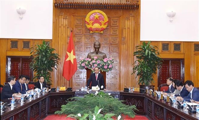 Prime Minister Nguyen Xuan Phuc speaks at the working session (Photo: VNA)