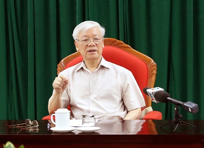 Party General Secretary and President Nguyen Phu Trong chairs the meeting in Hanoi on May 14 (Photo: VNA)