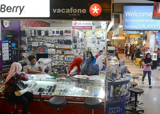 A mobile phone store in Jakarta, Indonesia (Photo: AFP/VNA)