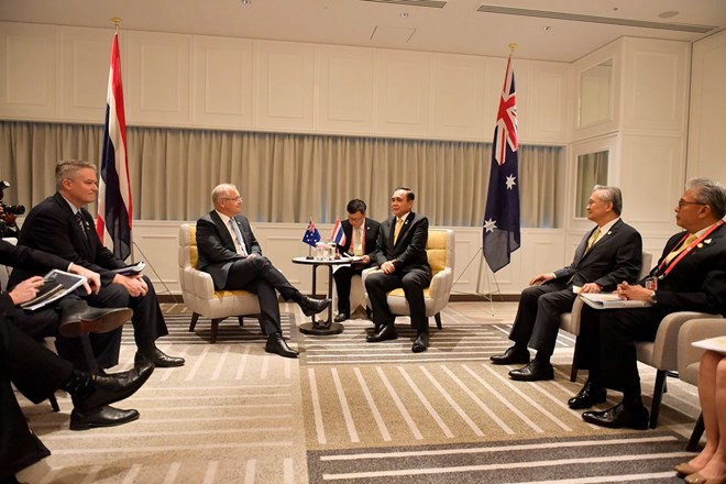 Prime Minister Prayut Chan-o-cha and Australian Prime Minister Scott Morrison hold talks on the sidelines of the G20 summit in Osaka. (Photo from @MFAThai Twitter account)