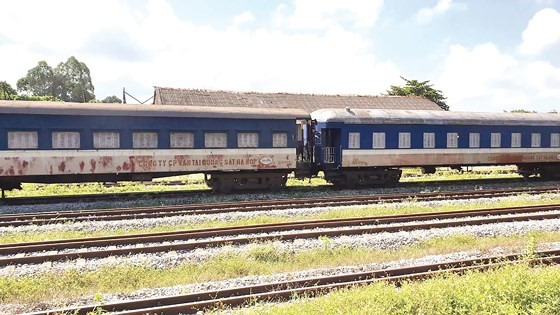A corner of Kep station in Lang Giang, Bac Giang province with old coaches and rails